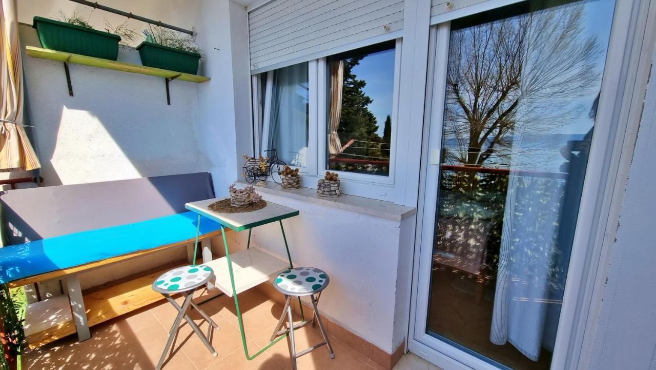 Apartment Tica Omis Luaran gambar