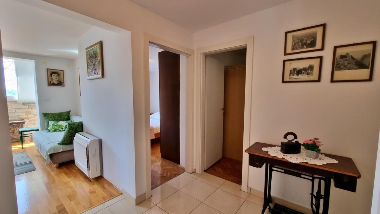 Apartment Tica Omis Luaran gambar